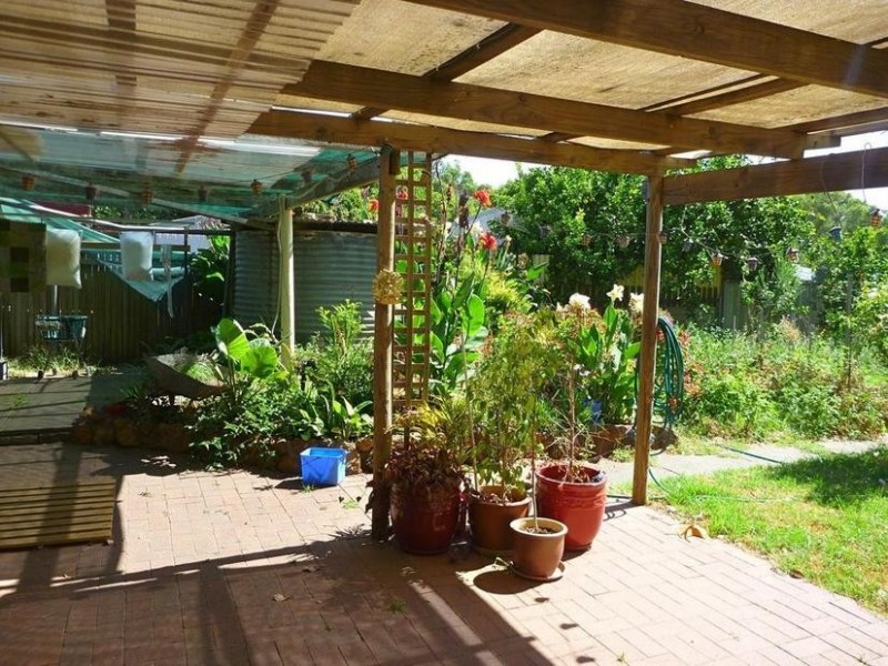 5 Paterson Road, Pinjarra WA 6208