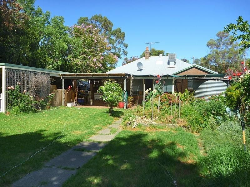 5 Paterson Road, Pinjarra WA 6208