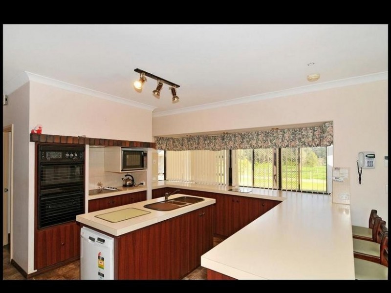 35 Murray River Drive, South Yunderup WA 6208