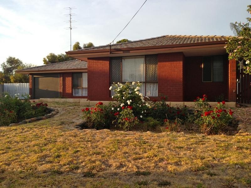 30 Jackson Street, Waroona WA 6215