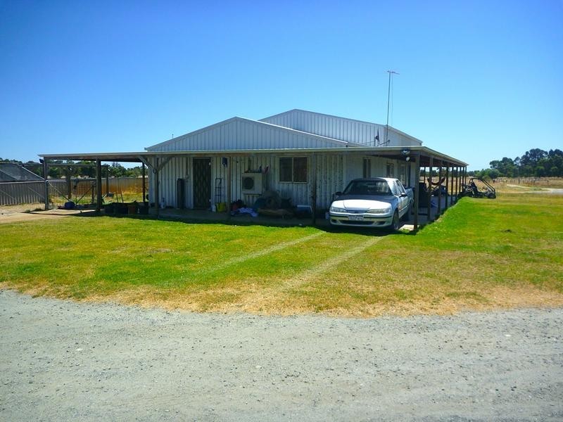 541 Readheads Road, North Dandalup WA 6207