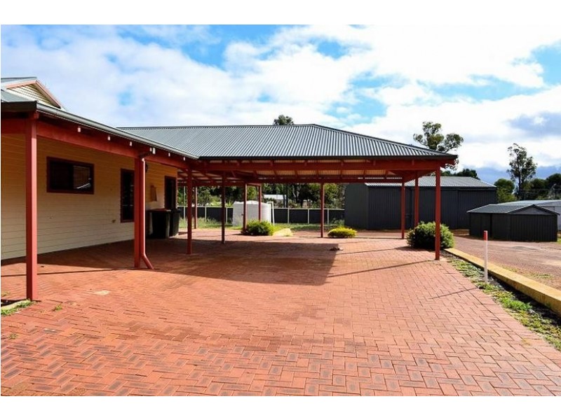 20 Farmers Avenue, Boddington WA 6390