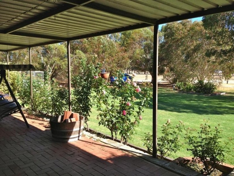 49 Lawley Road, Yarloop WA 6218