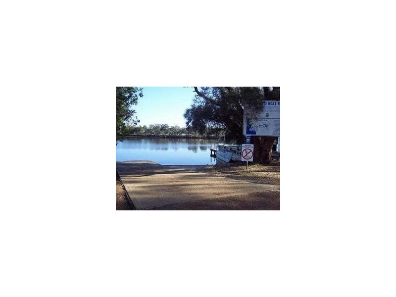 47 Murray Waters Boulevard, South Yunderup WA 6208