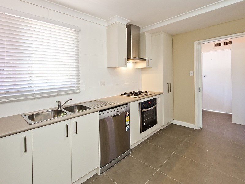 8 Kirkham Street, Pinjarra WA 6208