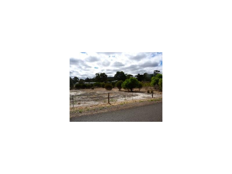 2 Farmers Avenue, Boddington WA 6390