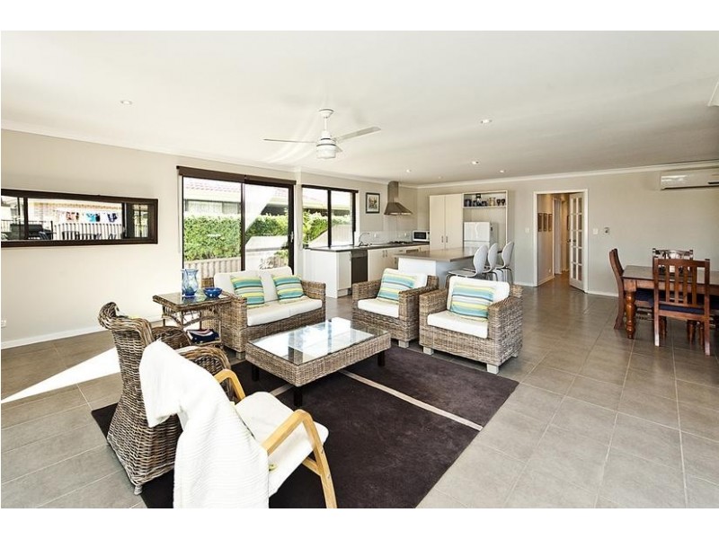 8 Tanderra Place, South Yunderup WA 6208