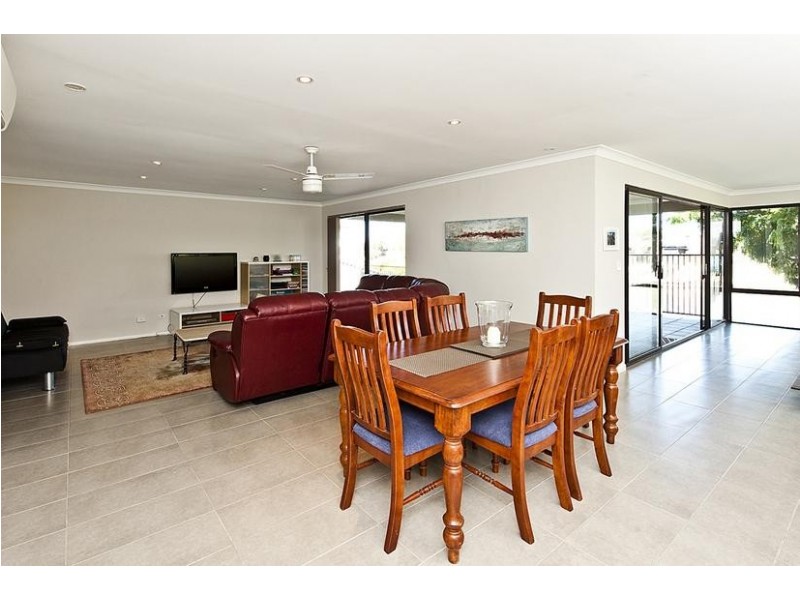 8 Tanderra Place, South Yunderup WA 6208