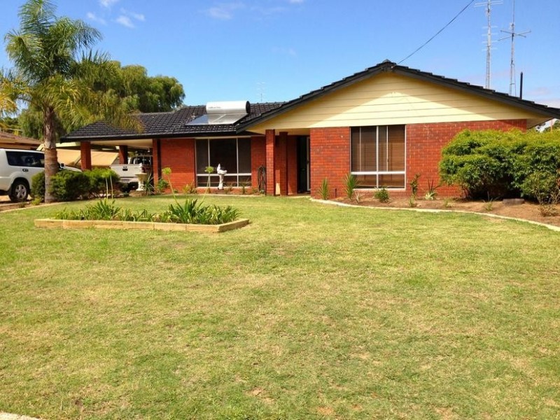 11 Alexander Drive, Waroona WA 6215
