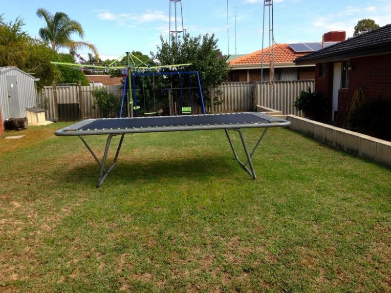 11 Alexander Drive, Waroona WA 6215