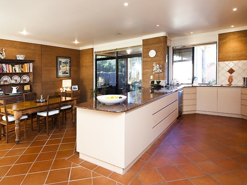 7 BANKSIA TERRACE, South Yunderup WA 6208