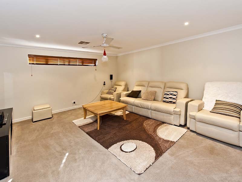 110 Murray Waters Boulevard, South Yunderup WA 6208