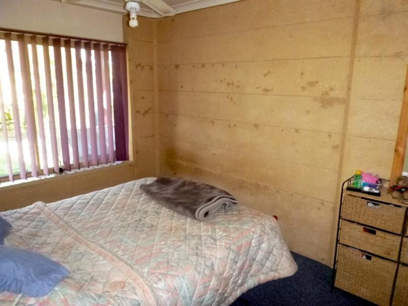 2 Wellya Crescent, South Yunderup WA 6208