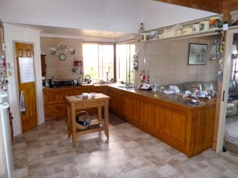 2 Wellya Crescent, South Yunderup WA 6208