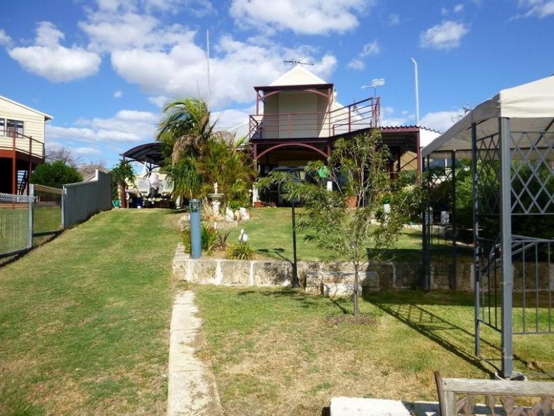 2 Wellya Crescent, South Yunderup WA 6208