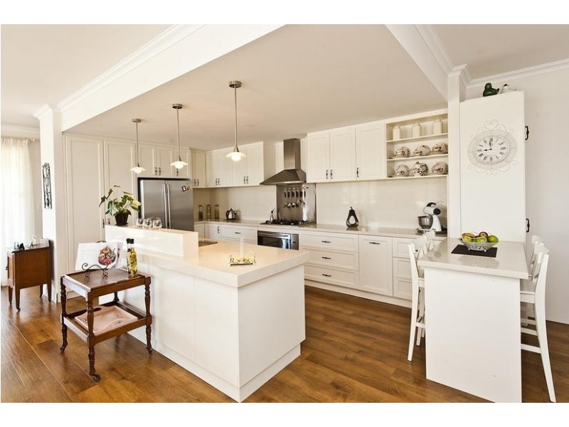 18 POTTER WAY, Pinjarra WA 6208