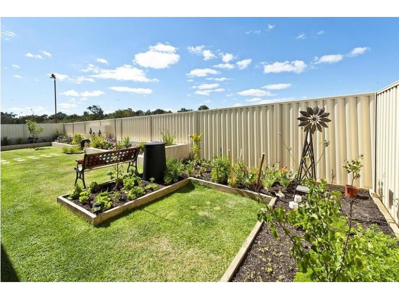 18 POTTER WAY, Pinjarra WA 6208