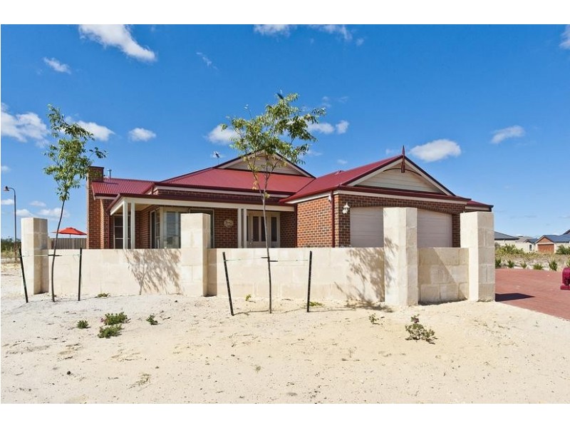 18 POTTER WAY, Pinjarra WA 6208