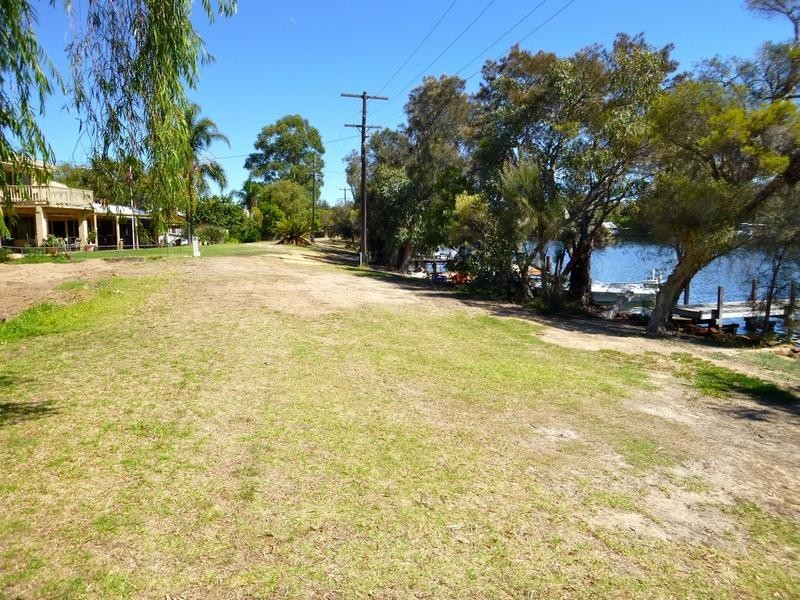 33 Yunderup Road, South Yunderup WA 6208