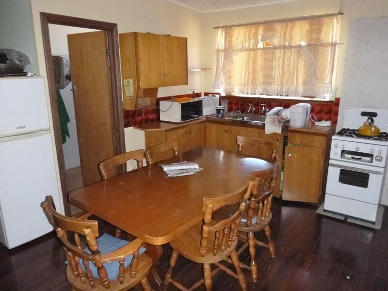 33 Yunderup Road, South Yunderup WA 6208