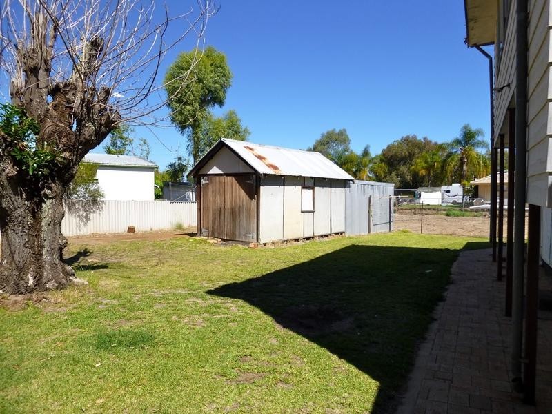 33 Yunderup Road, South Yunderup WA 6208