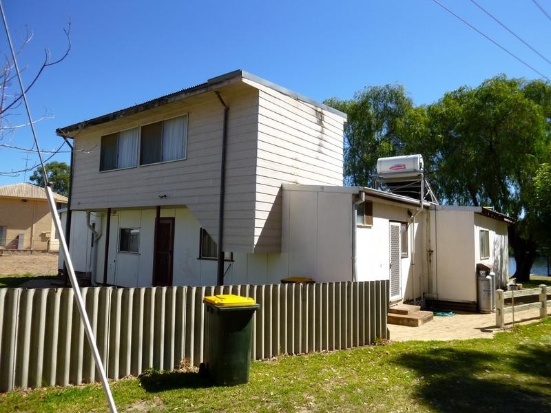 33 Yunderup Road, South Yunderup WA 6208