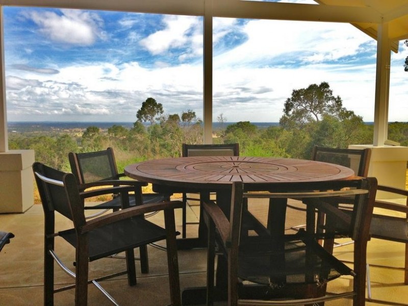 42 Forrington Heights, Waroona WA 6215