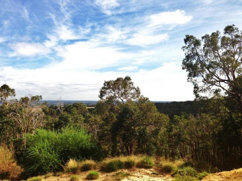 42 Forrington Heights, Waroona WA 6215