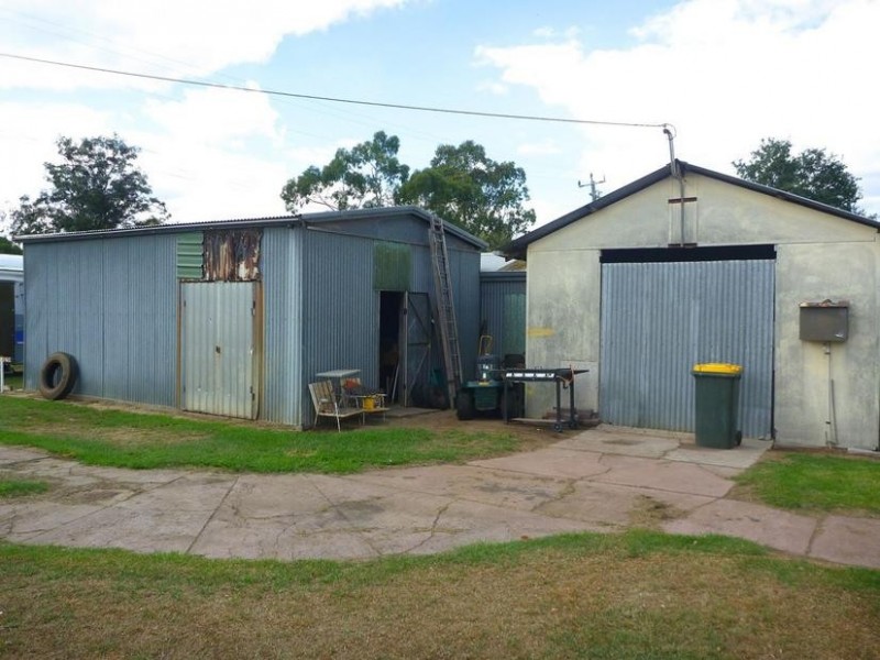 14 Racecourse Road, Pinjarra WA 6208