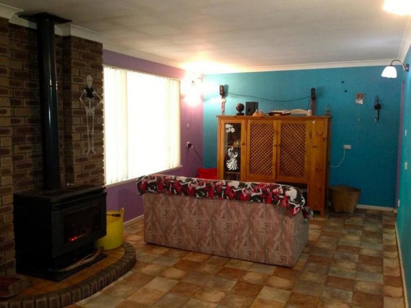 15 York Street, Cookernup WA 6220