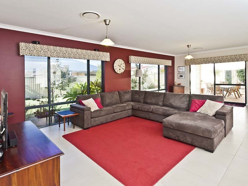 16 Victory Pass, Pinjarra WA 6208