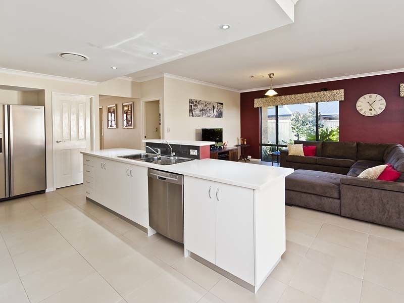 16 Victory Pass, Pinjarra WA 6208