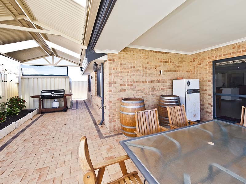 16 Victory Pass, Pinjarra WA 6208