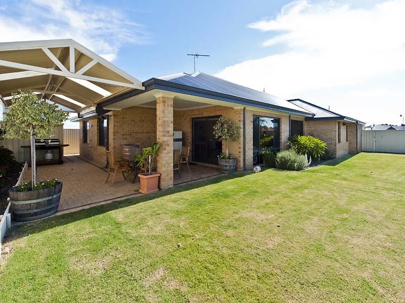 16 Victory Pass, Pinjarra WA 6208