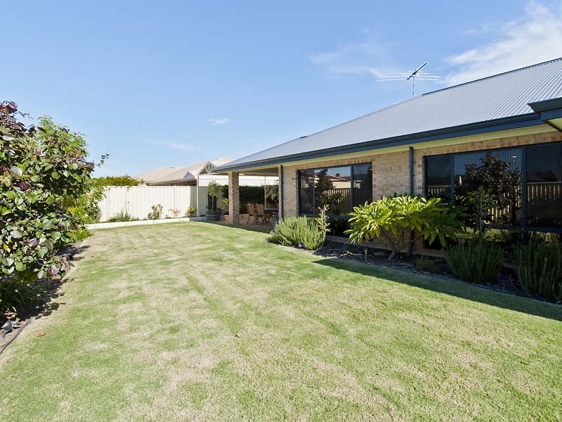 16 Victory Pass, Pinjarra WA 6208