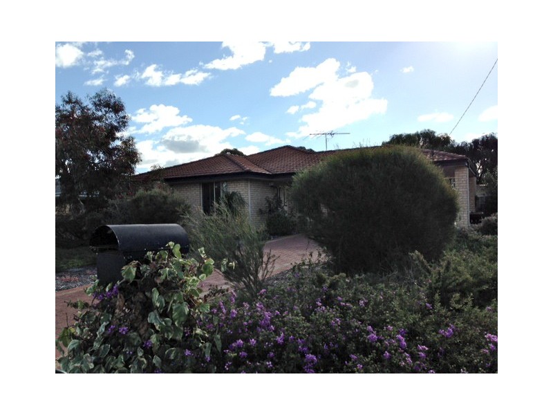 9 Taylor Court, Pinjarra WA 6208