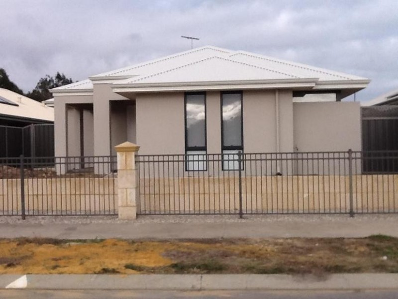 3 Ludlow Loop, Pinjarra WA 6208