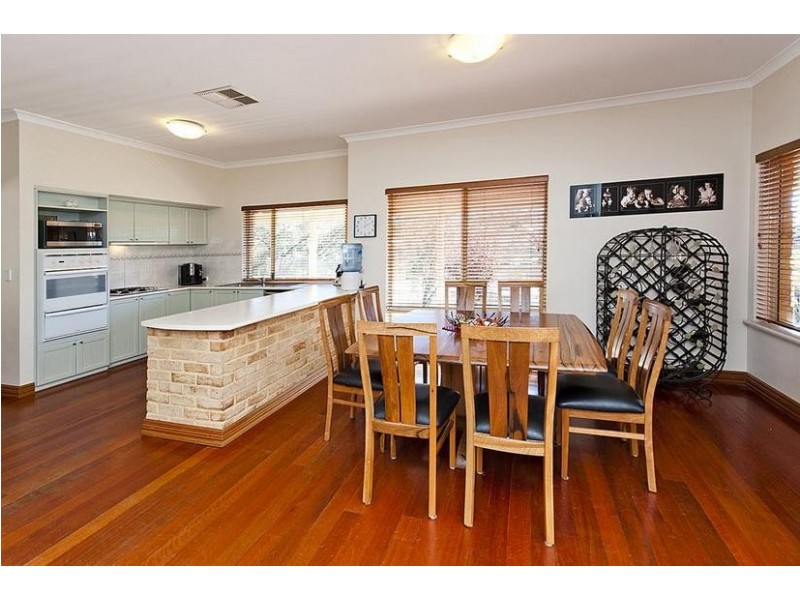 73 Heron Place, South Yunderup WA 6208
