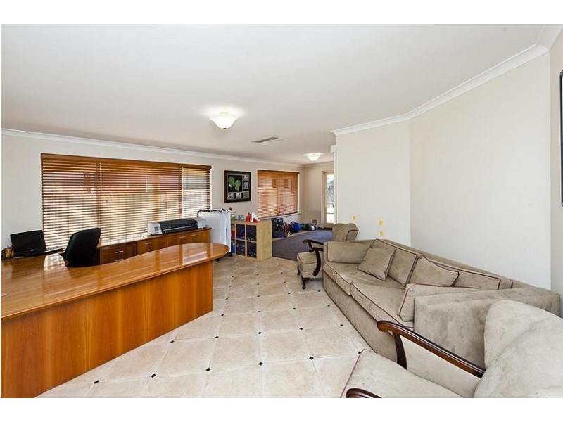 73 Heron Place, South Yunderup WA 6208