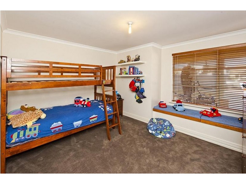 73 Heron Place, South Yunderup WA 6208