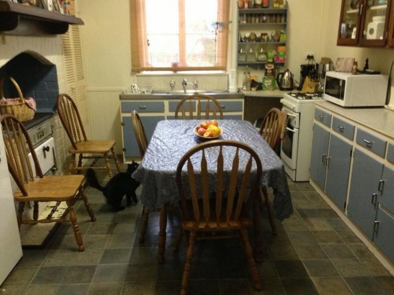 23 Grevillia Road, Dwellingup WA 6213