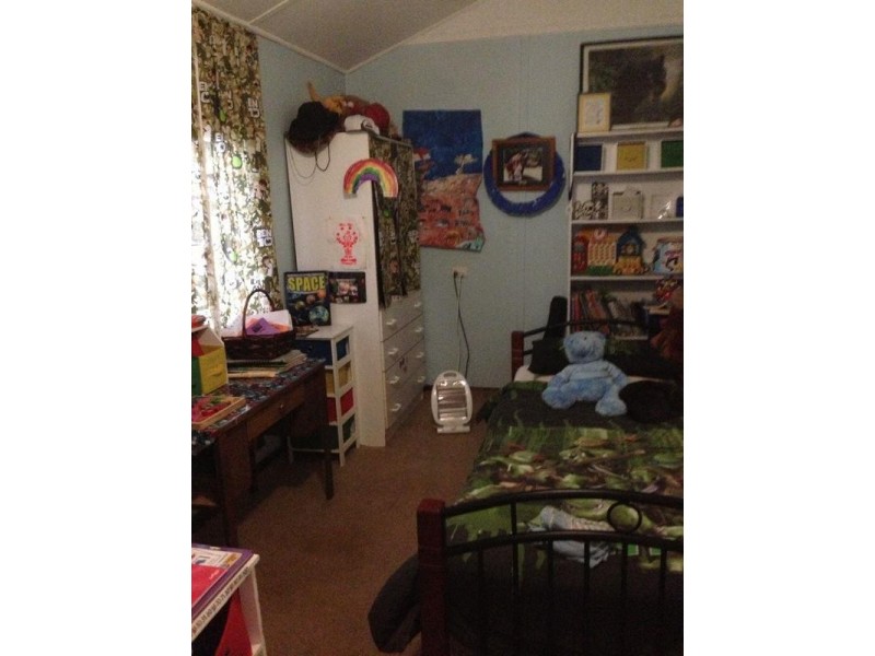 23 Grevillia Road, Dwellingup WA 6213