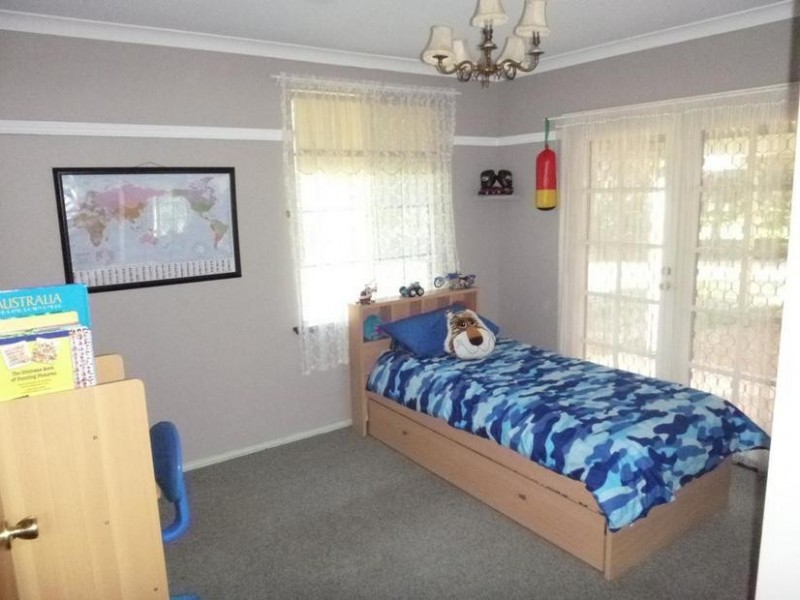 29 Moores Road, Pinjarra WA 6208