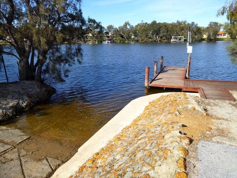 43 Phillips Way, North Yunderup WA 6208