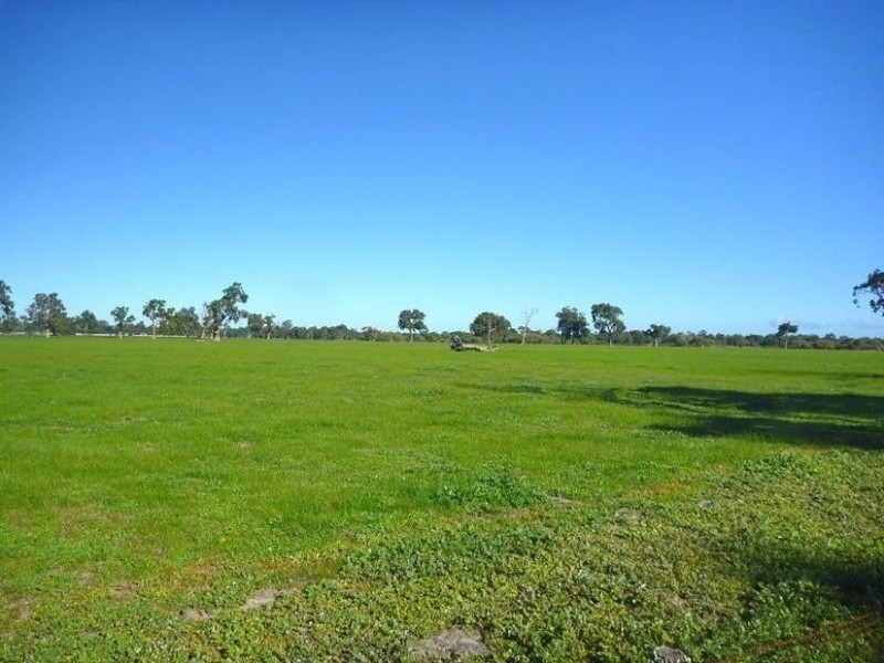 L 120/121 Collins Road, Blythewood WA 6208