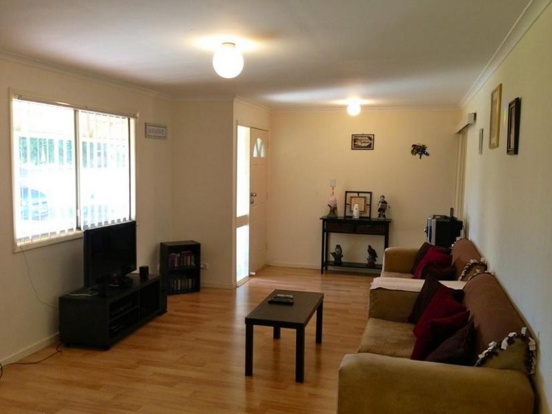 2/21 Thatcher Street, Waroona WA 6215