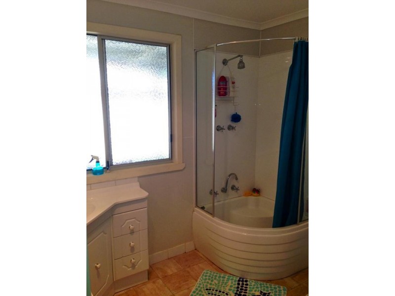 2/21 Thatcher Street, Waroona WA 6215