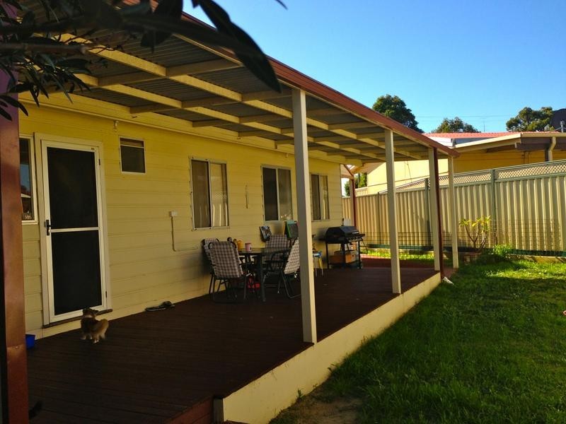 2/21 Thatcher Street, Waroona WA 6215