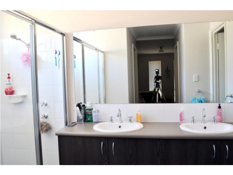 3 King Street, Waroona WA 6215