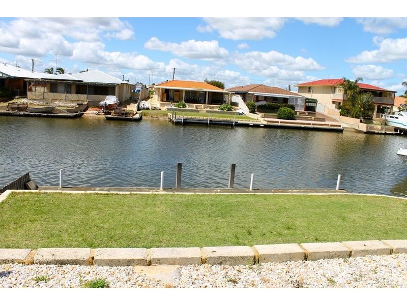 27 Allambi Way, South Yunderup WA 6208